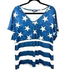 NWT BloomChic Plus Size Stars & Stripes Short Sleeve V Neck Top Shirt - Size 1XL